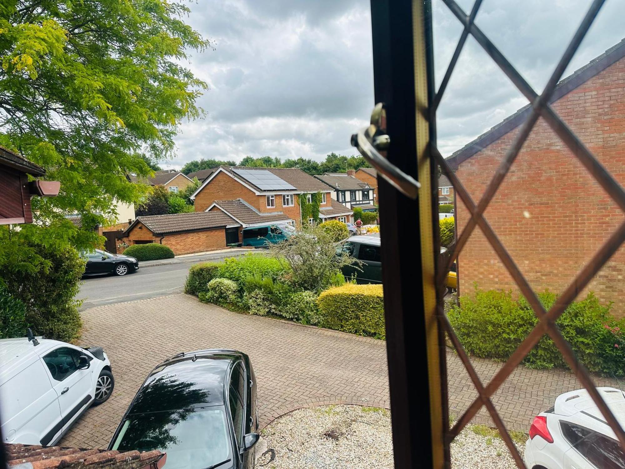 Home Away From Home Swindon Exteriér fotografie